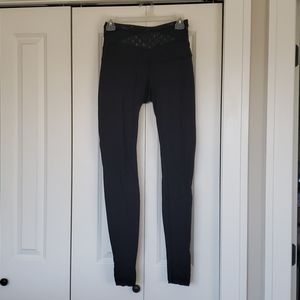 Lululemon black leggings